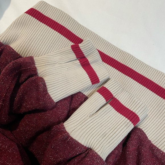 ROOTS sweater - Picture 2 of 5